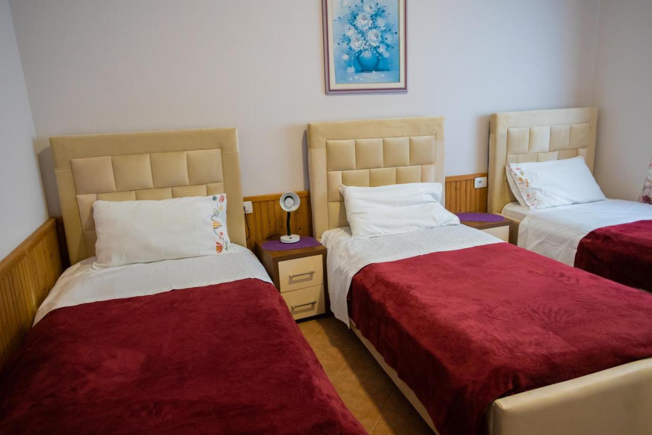 Vila Aulona Vlorë 外观 照片